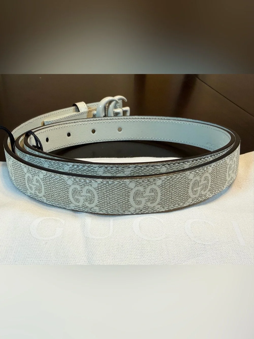 New Gucci GG Logo Buckle Ivory Gray Leather Belt Size 42 / 105 cm Waist 38 - 42 - Picture 10 of 13